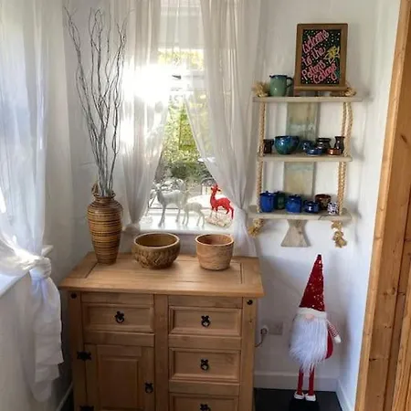 The Potters * Clifden